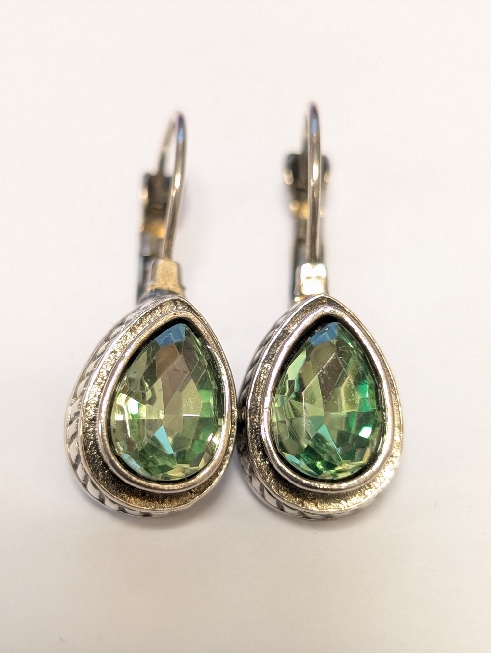 Silver Tone Green Teardrop Leverback Earrings Two Tone Statement Dangle
